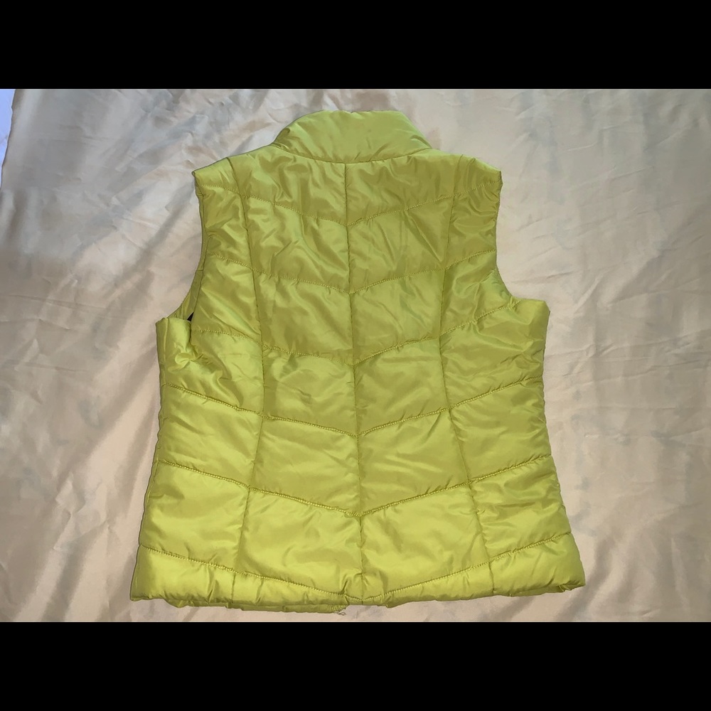 Aeropostale Vest - Picture 2 of 3
